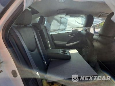 Zdjęcie 10 z 12 samochodu: 2012 TOYOTA PRIUS PLUG-IN HYBRID ADVANCED VIN:JTDKN3DP3C3028588 - miniatura
