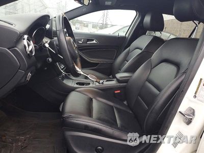 Zdjęcie 7 z 12 samochodu: 2019 MERCEDES-BENZ GLA 250 4MATIC VIN:WDCTG4GB8KJ536127 - miniatura