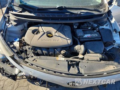Zdjęcie 11 z 12 samochodu: 2016 KIA FORTE LX VIN:KNAFX4A6XG5506123 - miniatura