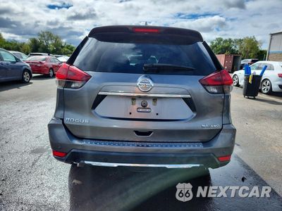 Zdjęcie 6 z 13 samochodu: 2019 NISSAN ROGUE SL VIN:5N1AT2MV6KC747614 - miniatura