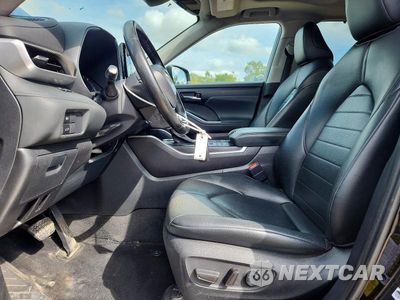 Zdjęcie 7 z 13 samochodu: 2021 TOYOTA HIGHLANDER XLE VIN:5TDHZRBH9MS154533 - miniatura