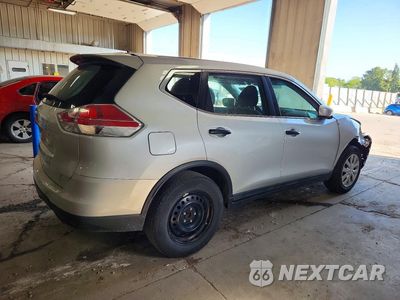Trzecie zdjęcie samochodu z tyłu: 2016 NISSAN ROGUE S VIN:5N1AT2MT6GC783793 - miniatura