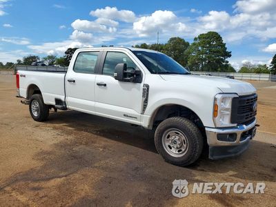 Czwarte zdjęcie samochodu z boku: 2025 FORD F350 SUPER DUTY VIN:1FT8W3BT7SED13501 - miniatura