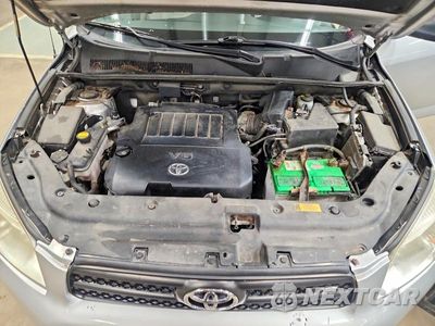 Zdjęcie 12 z 13 samochodu: 2007 TOYOTA RAV4 BASE VIN:JTMBK33V375013446 - miniatura