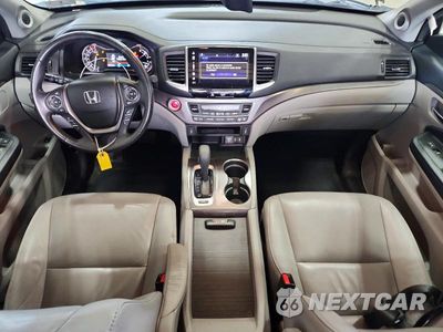 Zdjęcie 8 z 13 samochodu: 2018 HONDA PILOT EXL VIN:5FNYF5H68JB027182 - miniatura