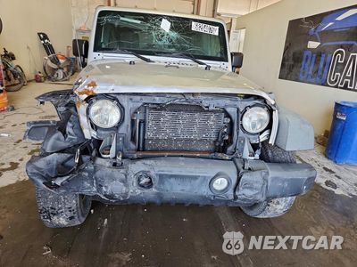 Piąte zdjęcie samochodu w środku: 2012 JEEP WRANGLER UNLIMITED SPORT VIN:1C4BJWDG2CL140828 - miniatura