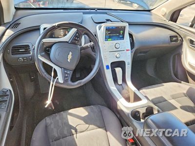 Zdjęcie 8 z 12 samochodu: 2013 CHEVROLET VOLT VIN:1G1RE6E41DU136359 - miniatura