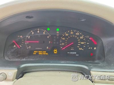 Zdjęcie 9 z 12 samochodu: 2002 LEXUS LS 430 VIN:JTHBN30F220085666 - miniatura