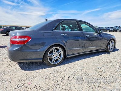 Trzecie zdjęcie samochodu z tyłu: 2011 MERCEDES-BENZ E 550 4MATIC VIN:WDDHF9AB7BA416958 - miniatura
