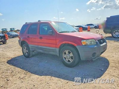 Czwarte zdjęcie samochodu z boku: 2005 FORD ESCAPE XLS VIN:1FMCU02Z55KC52458 - miniatura