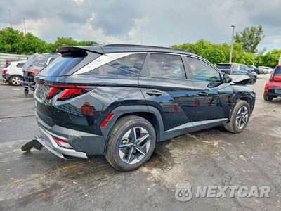 Trzecie zdjęcie samochodu z tyłu: 2025 HYUNDAI TUCSON SEL VIN:5NMJB3DE2SH571370 - miniatura