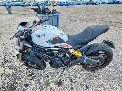 Trzecie zdjęcie samochodu z tyłu: 2019 DUCATI MONSTER 797+ VIN:ML0MADBMXKT002619 - miniatura