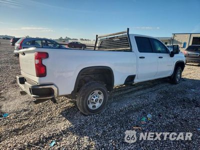 Trzecie zdjęcie samochodu z tyłu: 2021 CHEVROLET SILVERADO K2500 HEAVY DUTY VIN:1GC4YLE7XMF106895 - miniatura