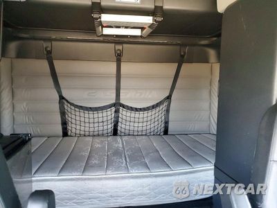 Zdjęcie 10 z 14 samochodu: 2019 FREIGHTLINER CASCADIA 1 - TRUCK CAB AND CHASSIS VIN:3AKJHHDR2KSKL4272 - miniatura