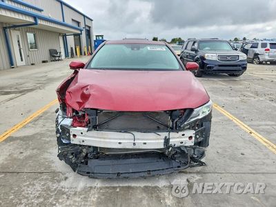 Piąte zdjęcie samochodu w środku: 2019 TOYOTA CAMRY LE VIN:4T1B11HK3KU747326 - miniatura