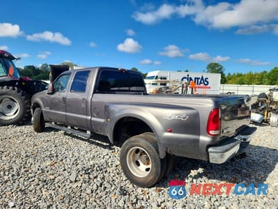 Drugie zdjęcie samochodu z przodu: 2006 FORD F350 SUPER DUTY VIN:1FTWW33P26EB85893 - miniatura