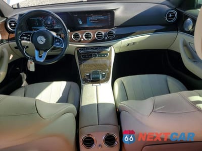 Zdjęcie 8 z 13 samochodu: 2020 MERCEDES-BENZ E 350 VIN:WDDZF8DB6LA747414 - miniatura