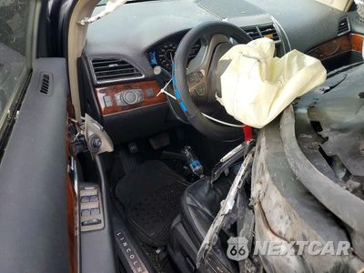 Zdjęcie 8 z 13 samochodu: 2013 LINCOLN MKX VIN:2LMDJ8JK1DBL39013 - miniatura