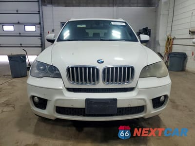 Piąte zdjęcie samochodu w środku: 2013 BMW X5 XDRIVE50I VIN:5UXZV8C59DL899359 - miniatura
