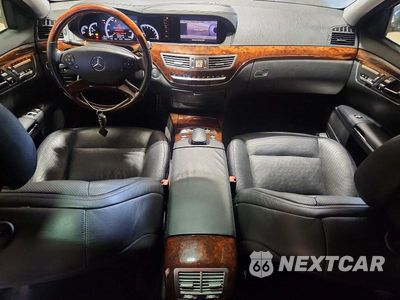 Zdjęcie 8 z 13 samochodu: 2013 MERCEDES-BENZ S 550 VIN:WDDNG7DB6DA507822 - miniatura