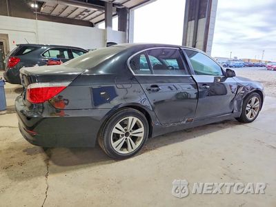 Trzecie zdjęcie samochodu z tyłu: 2010 BMW 528 XI VIN:WBANV1C51AC388826 - miniatura