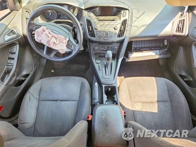 Zdjęcie 8 z 12 samochodu: 2017 FORD FOCUS SE VIN:1FADP3K28HL228471 - miniatura