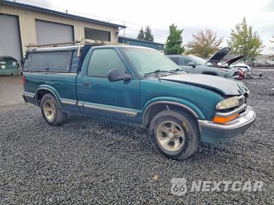 Czwarte zdjęcie samochodu z boku: 1998 CHEVROLET S TRUCK S10 VIN:1GCCS144XWK197833 - miniatura