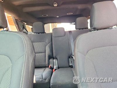 Zdjęcie 10 z 14 samochodu: 2019 FORD EXPLORER XLT VIN:1FM5K7D82KGA21169 - miniatura