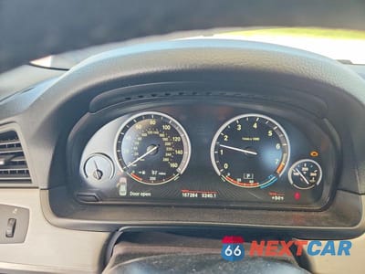 Zdjęcie 9 z 12 samochodu: 2013 BMW 550 I VIN:WBAFR9C52DD226659 - miniatura