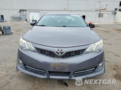 Piąte zdjęcie samochodu w środku: 2014 TOYOTA CAMRY SE VIN:4T1BF1FK9EU424052 - miniatura