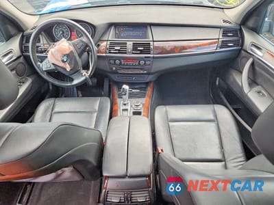 Zdjęcie 8 z 14 samochodu: 2013 BMW X5 XDRIVE35I VIN:5UXZV4C55D0E02563 - miniatura