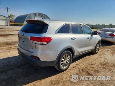 Trzecie zdjęcie samochodu z tyłu: 2016 KIA SORENTO L VIN:5XYPG4A31GG155218 - miniatura
