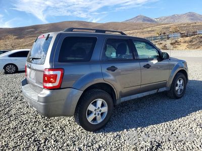 Trzecie zdjęcie samochodu z tyłu: 2009 FORD ESCAPE XLT VIN:1FMCU937X9KD05954 - miniatura