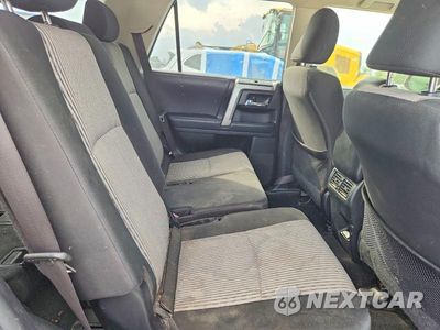 Zdjęcie 11 z 14 samochodu: 2022 TOYOTA 4RUNNER SR5 VIN:JTEEU5JRXN5276874 - miniatura