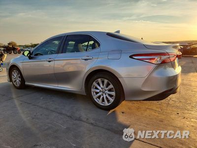 Drugie zdjęcie samochodu z przodu: 2019 TOYOTA CAMRY LE VIN:4T1B11HK2KU713409 - miniatura