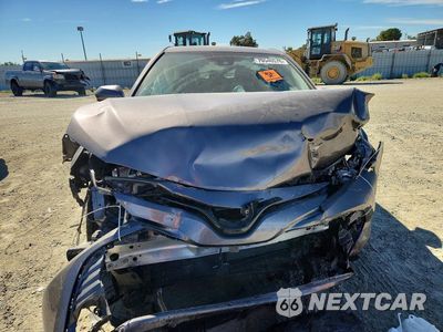Piąte zdjęcie samochodu w środku: 2020 TOYOTA CAMRY LE VIN:4T1C31AK3LU532913 - miniatura