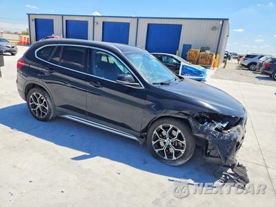 Czwarte zdjęcie samochodu z boku: 2020 BMW X1 XDRIVE28I VIN:WBXJG9C03L5P75886 - miniatura