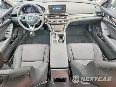 Zdjęcie 8 z 13 samochodu: 2019 HONDA ACCORD LX VIN:1HGCV1F1XKA142391 - miniatura