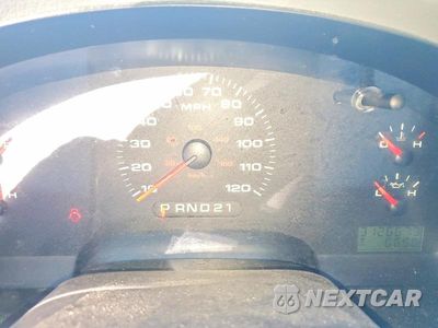 Zdjęcie 9 z 12 samochodu: 2005 FORD F150 VIN:1FTRF12225NB35274 - miniatura