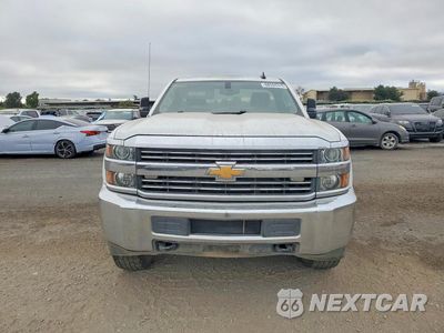 Piąte zdjęcie samochodu w środku: 2017 CHEVROLET SILVERADO K2500 HEAVY DUTY VIN:1GB0KUEGXHZ287432 - miniatura