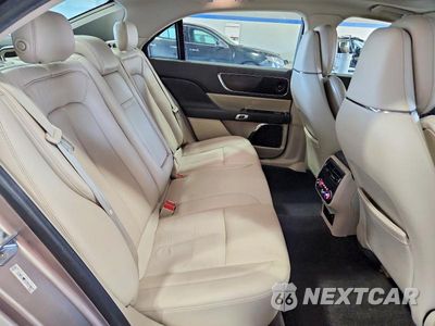 Zdjęcie 10 z 13 samochodu: 2018 LINCOLN CONTINENTAL RESERVE VIN:1LN6L9NP5J5610617 - miniatura