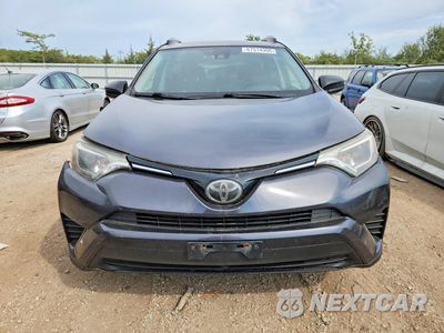 Piąte zdjęcie samochodu w środku: 2018 TOYOTA RAV4 LE VIN:JTMBFREV5JJ717229 - miniatura