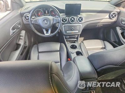 Zdjęcie 8 z 12 samochodu: 2018 MERCEDES-BENZ CLA 250 4MATIC VIN:WDDSJ4GBXJN605173 - miniatura