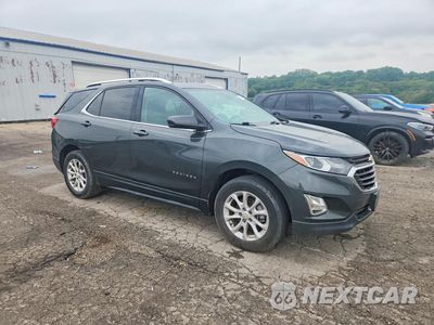 Czwarte zdjęcie samochodu z boku: 2020 CHEVROLET EQUINOX LT VIN:3GNAXKEV6LS607430 - miniatura