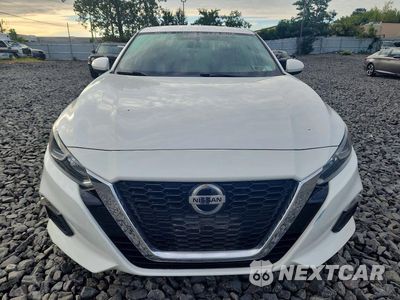 Piąte zdjęcie samochodu w środku: 2019 NISSAN ALTIMA S VIN:1N4BL4BV4KC102084 - miniatura