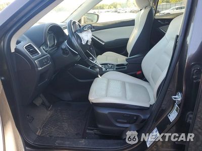 Zdjęcie 7 z 12 samochodu: 2016 MAZDA CX-5 GT VIN:JM3KE4DY6G0668985 - miniatura