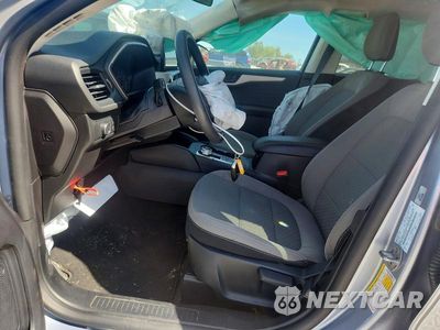 Zdjęcie 7 z 13 samochodu: 2022 FORD ESCAPE SE VIN:1FMCU9G60NUC03465 - miniatura