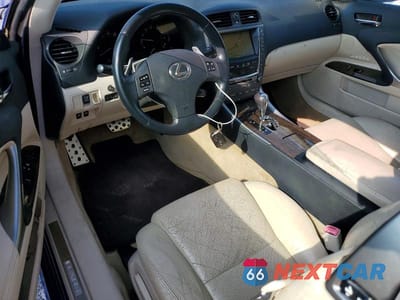 Zdjęcie 8 z 12 samochodu: 2010 LEXUS IS 350 VIN:JTHFE2C21A2503030 - miniatura