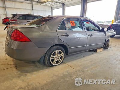 Trzecie zdjęcie samochodu z tyłu: 2007 HONDA ACCORD EX VIN:1HGCM56877A018738 - miniatura