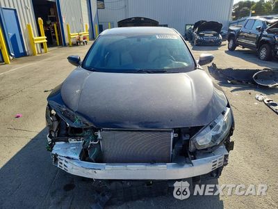 Piąte zdjęcie samochodu w środku: 2017 HONDA CIVIC LX VIN:2HGFC2F51HH551594 - miniatura